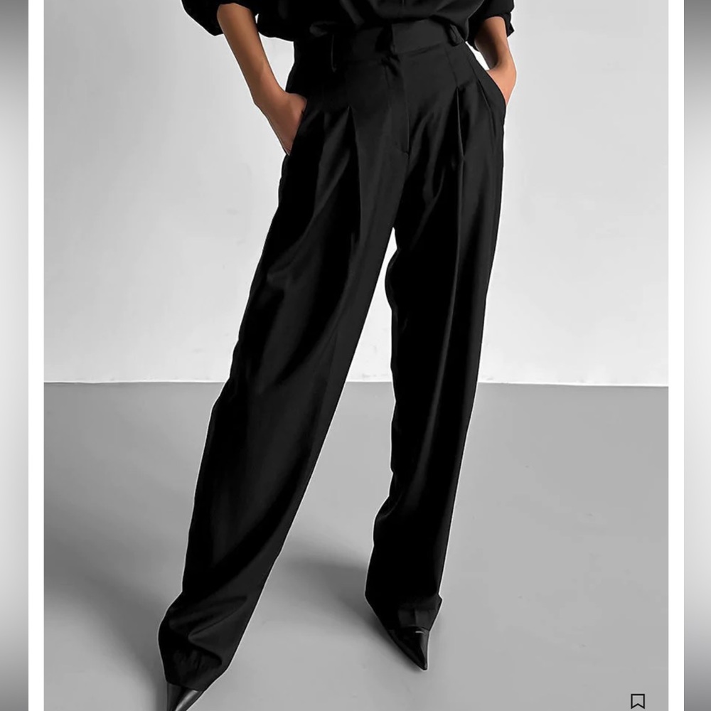The Frankie Shop Gelso Pleated Trousers